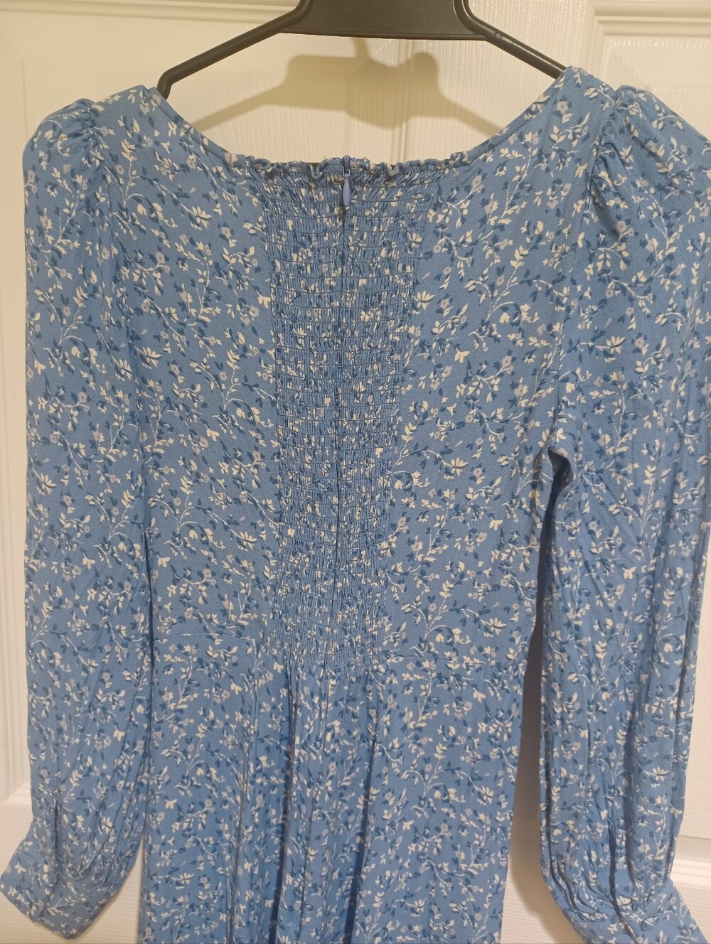 Reformation Blue Floral Midi Dress with Scoop Neck and Long Sleeves - Picture 13 of 13